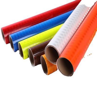 Witte Zwarte Vinyl het Broodjesgroothandel van de Hitteoverdracht hallo namelijk het Embleem van de Kledingsetiketten van het Regenboogijzer