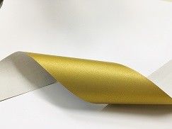 0.25mm Dikke Grootte 0.5cm~140cm EN20471 van de Rode kleuren Weerspiegelende Stof