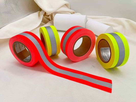 4 Klasse 1 van de duim wijd 50mm Gele Weerspiegelende Band 2 Hoge Lichte Polyestersingelband voor Kleding